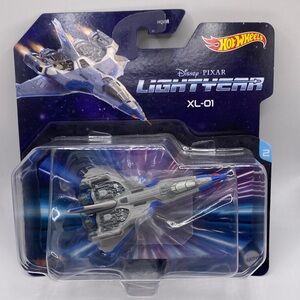 Disney Pixar Hot Wheels Lightyear Ship XL-01
